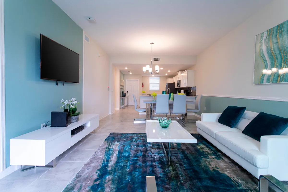 Apartamento em Kissimmee com vista para piscina em Kissimmee – foto principal