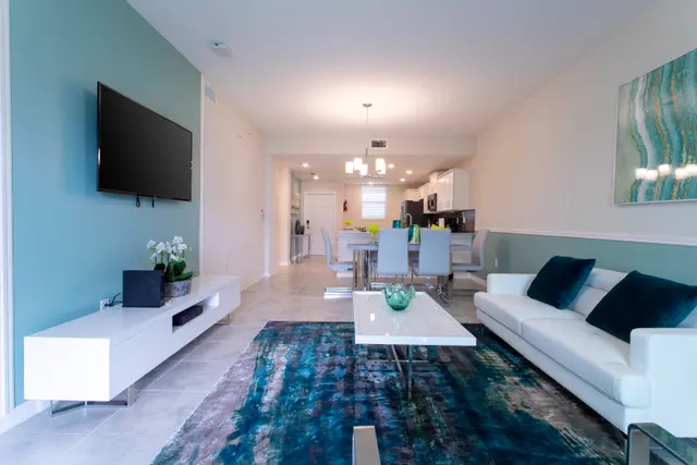 Apartamento em Kissimmee com vista para piscina em Kissimmee – foto principal